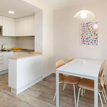 Pelicanos By Interhome Miami Playa
